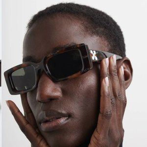 OFF-WHITE Arthur Sunglasses